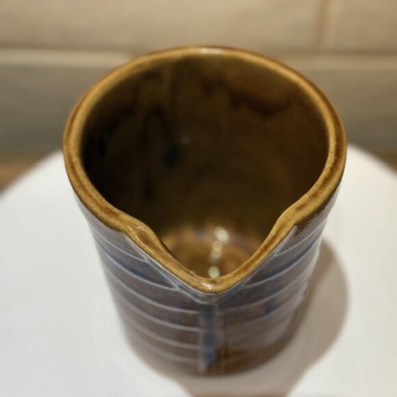 Vintage Stoneware Brown Pitcher Pottery 5" Glazed Ribbed Crock Pottery - Picture 6 of 7